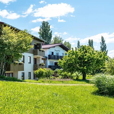 Pappelhof Landurlaub Mit Panoramablick - Motorradunterkunft Fahrradunterkunft